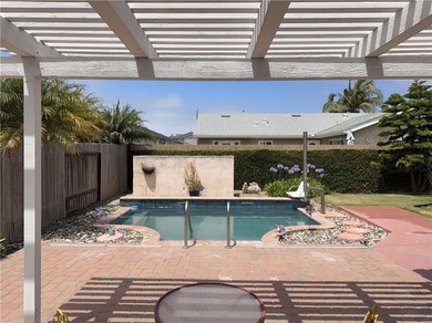 Just one mile from the beach, this immaculate and move-in ready - photo 30