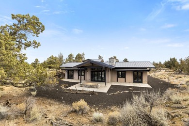 Welcome to refined modern farmhouse living in this stunning - photo 52