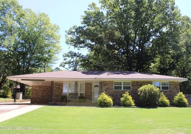 Lovely one-level home situated on a gated 4.8-acre lot in the - photo 2