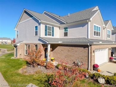 Lake Condo For Sale in Washington, Michigan