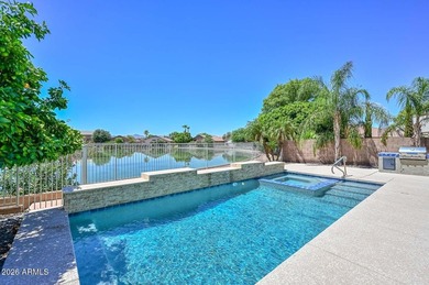 Single-level Crystal Gardens home with lake views, newer pool - photo 3