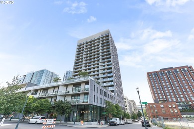 Willamette River - Multnomah County Condo For Sale in Portland Oregon