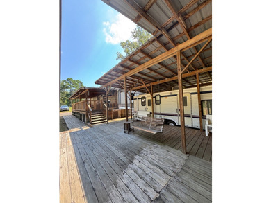 Looking for the ideal getaway or family retreat? This charming - photo 6