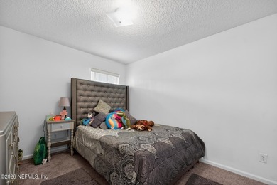 This beautiful home in a well sought-after Gated Community - photo 10