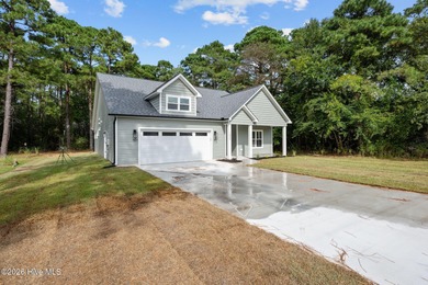 Be the first owner of this beautiful Treweek Construction Home! - photo 5