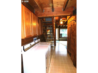 Custom Lake Front Home - photo 17