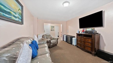 Welcome to Fordham Terrace! This 2 bedroom is conveniently - photo 2