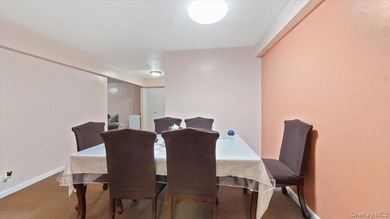 Welcome to Fordham Terrace! This 2 bedroom is conveniently - photo 4