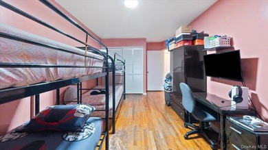 Welcome to Fordham Terrace! This 2 bedroom is conveniently - photo 6