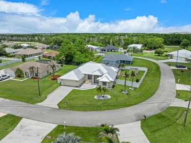 Pool home in the desirable Torino area with no HOA! This - photo 2