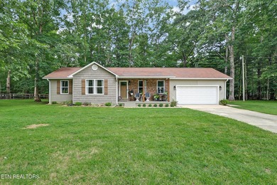 Completely Remodeled Home on a Double Lot - Move-In Ready! Don't - photo 1