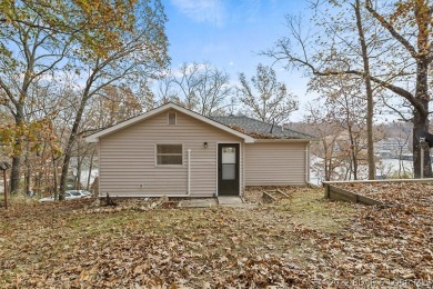Lake of the Ozarks Home For Sale in Rocky  Mount Missouri