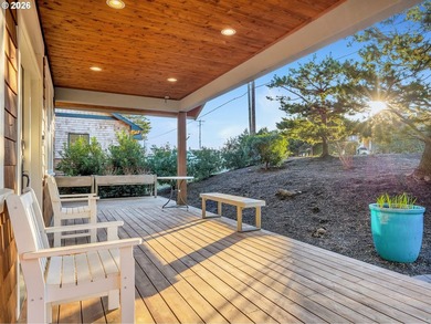 Easy living in this 2019 custom built home in excellent - photo 5