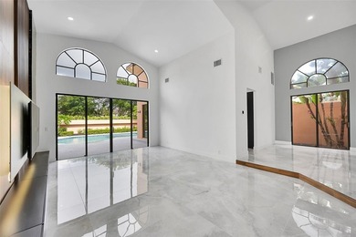 GREAT INVESTMENT. TENANT OCCUPIED. DO NOT DISTURB TENANT. This - photo 8