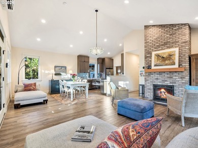 Easy living in this 2019 custom built home in excellent - photo 10