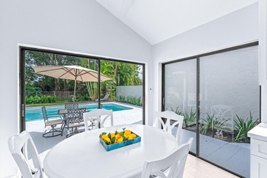 Explore an exceptional 3-bedroom plus den/bonus room, 4.5-bath - photo 13