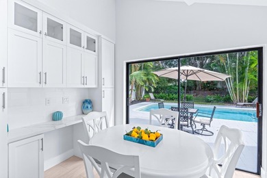 Explore an exceptional 3-bedroom plus den/bonus room, 4.5-bath - photo 14