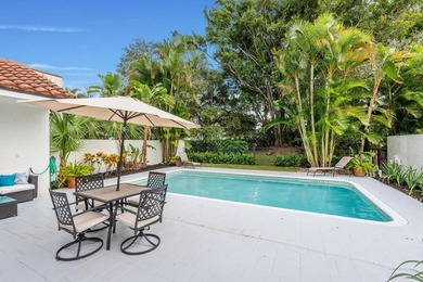 Explore an exceptional 3-bedroom plus den/bonus room, 4.5-bath - photo 15
