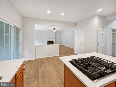 Professional photos on the way. Welcome to this beautiful home - photo 16