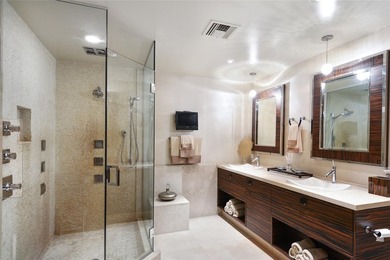 OVER 8800 TOTAL SF!!!! Truly one of a kind entire half floor - photo 17
