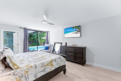 Explore an exceptional 3-bedroom plus den/bonus room, 4.5-bath - photo 20