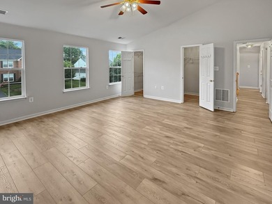 Professional photos on the way. Welcome to this beautiful home - photo 29