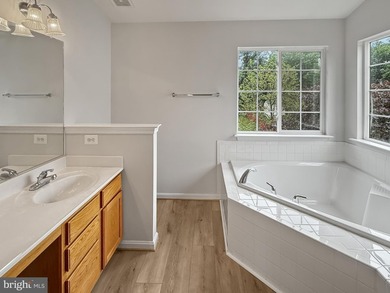 Professional photos on the way. Welcome to this beautiful home - photo 31