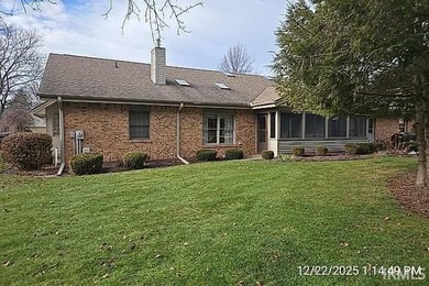 Open &amp; spacious!  That's what you'll find with the vaulted