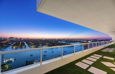 OVER 8800 TOTAL SF!!!! Truly one of a kind entire half floor - photo 36