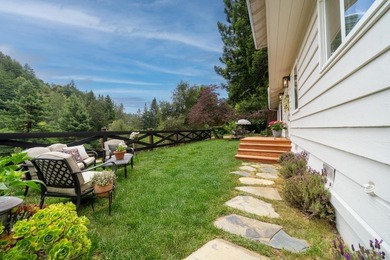 SUNSATIONAL! Rare treasure, nestled in a peaceful cul-de-sac and - photo 7