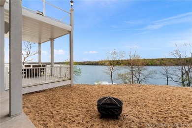 Experience elevated lakefront living in the exclusive community - photo 39