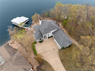 Experience elevated lakefront living in the exclusive community - photo 48