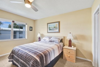 Welcome to this charming 1 Bedroom/1 Bathroom top-floor condo in - photo 9