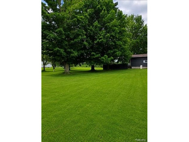 Welcome to Country Living but close to city conveniences! This - photo 8