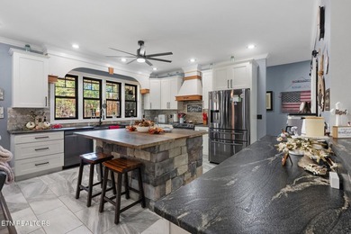 Welcome to 975 Lake Smoky Rd, a rare lakefront retreat with 2 - photo 9