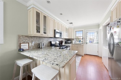 Rare opportunity to own an affordable canal-front house with - photo 4