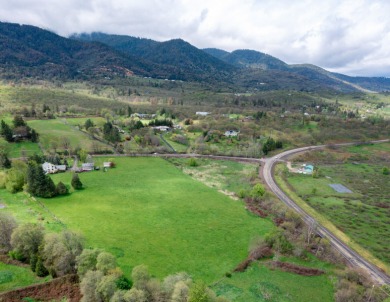 (private lake, pond, creek) Acreage For Sale in Ashland Oregon