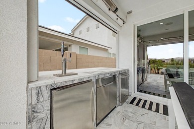 Some homes have upgrades. This one has a destination. Perfectly - photo 6