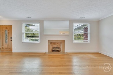 Space, Space & More Space. Situated directly on vibrant Hull - photo 8