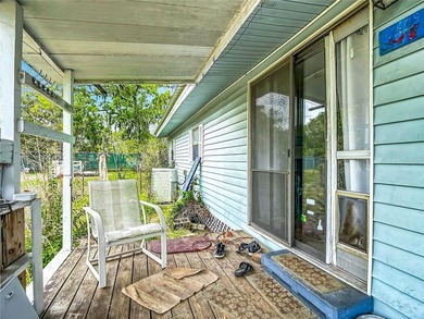Welcome to your new Florida oasis, with over an acres of - photo 3