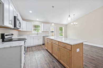 **NEW Construction!!** No detail missed in this Endearing New - photo 11