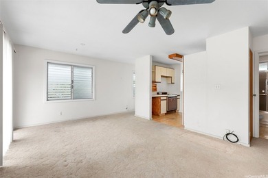 Spacious 6-bedroom, 3-bath home approximately 1968 sq. ft. of - photo 13