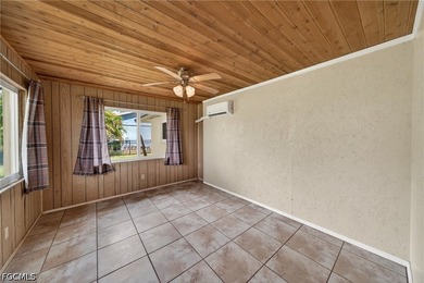 Opportunity knocks with this centrally located 2-bedroom+Den - photo 15