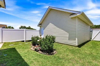 Check out this amazing 3 Bedroom 2 Bath Townhome End Unit. A - photo 22