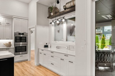 Welcome to 3705 East Cypress Point--one of Springfield's premier - photo 23