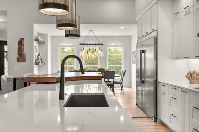 Welcome to 3705 East Cypress Point--one of Springfield's premier - photo 34