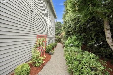 Wonderful detached home in the desirable Charbonneau Country - photo 38