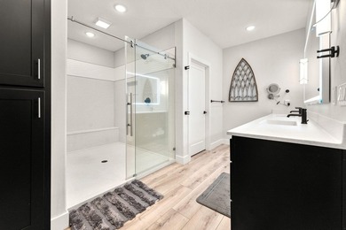 Welcome to 3705 East Cypress Point--one of Springfield's premier - photo 47