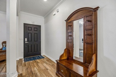 Make an appointment ASAP to come and see this beautiful 4 - photo 8