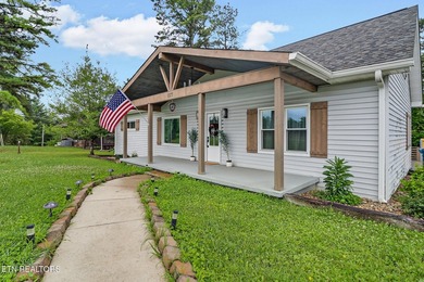 Could this be your dream home? Fully renovated with charming - photo 1